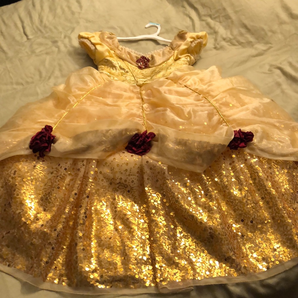 Disney deluxe limited edition belle 1of2500 dress